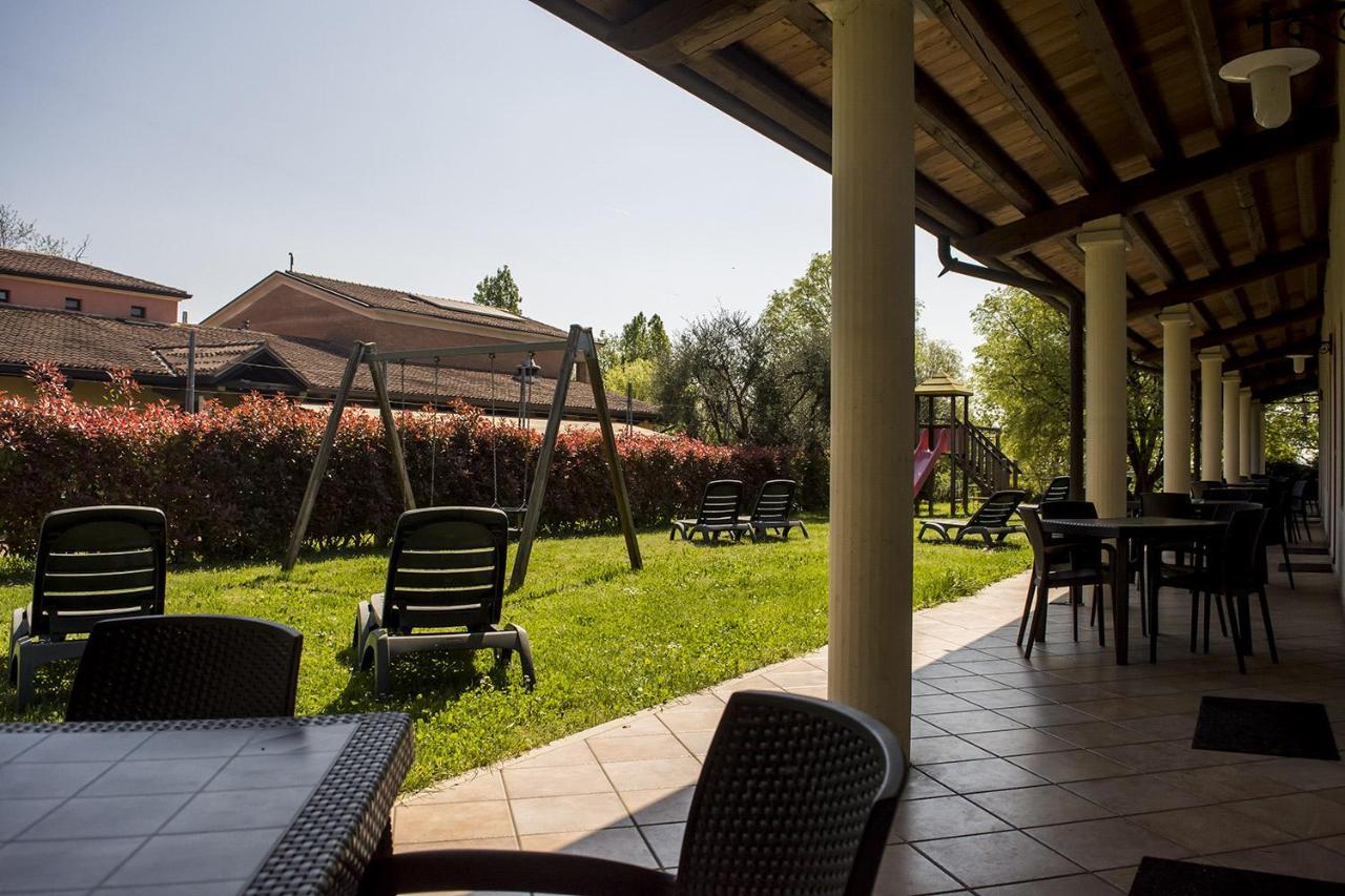 Agriturismo Lupo Bianco Monzambano Exterior foto